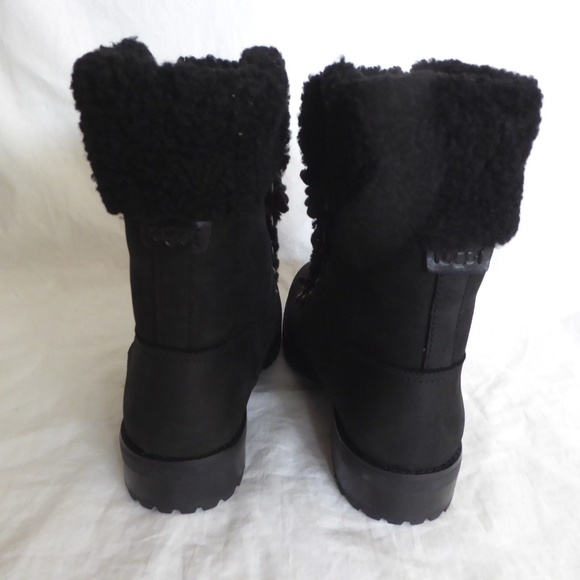 BUNDLE for katytracey only UGG Fraser Boots - Picture 5 of 8